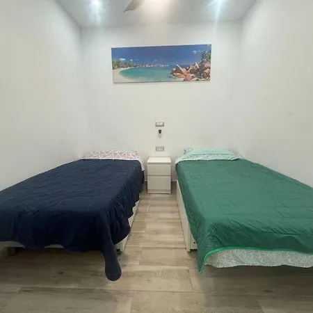 Апартаменти Mareverde C *